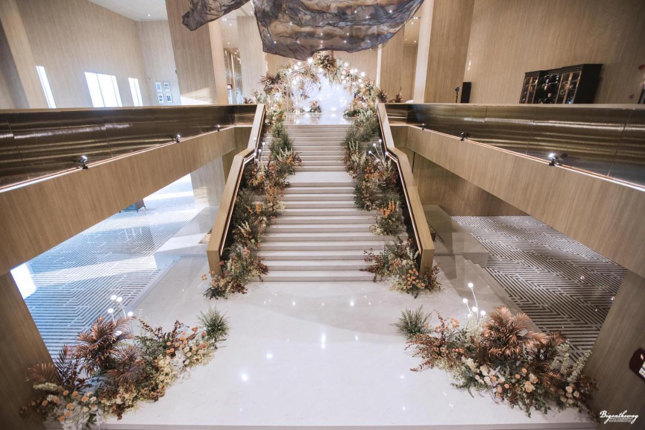 Grand Richmond Stylish Convention Hotel Nonthaburi Esterno foto