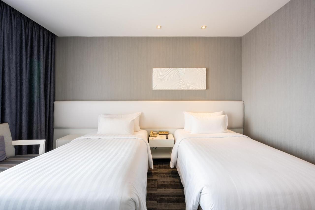 Grand Richmond Stylish Convention Hotel Nonthaburi Esterno foto