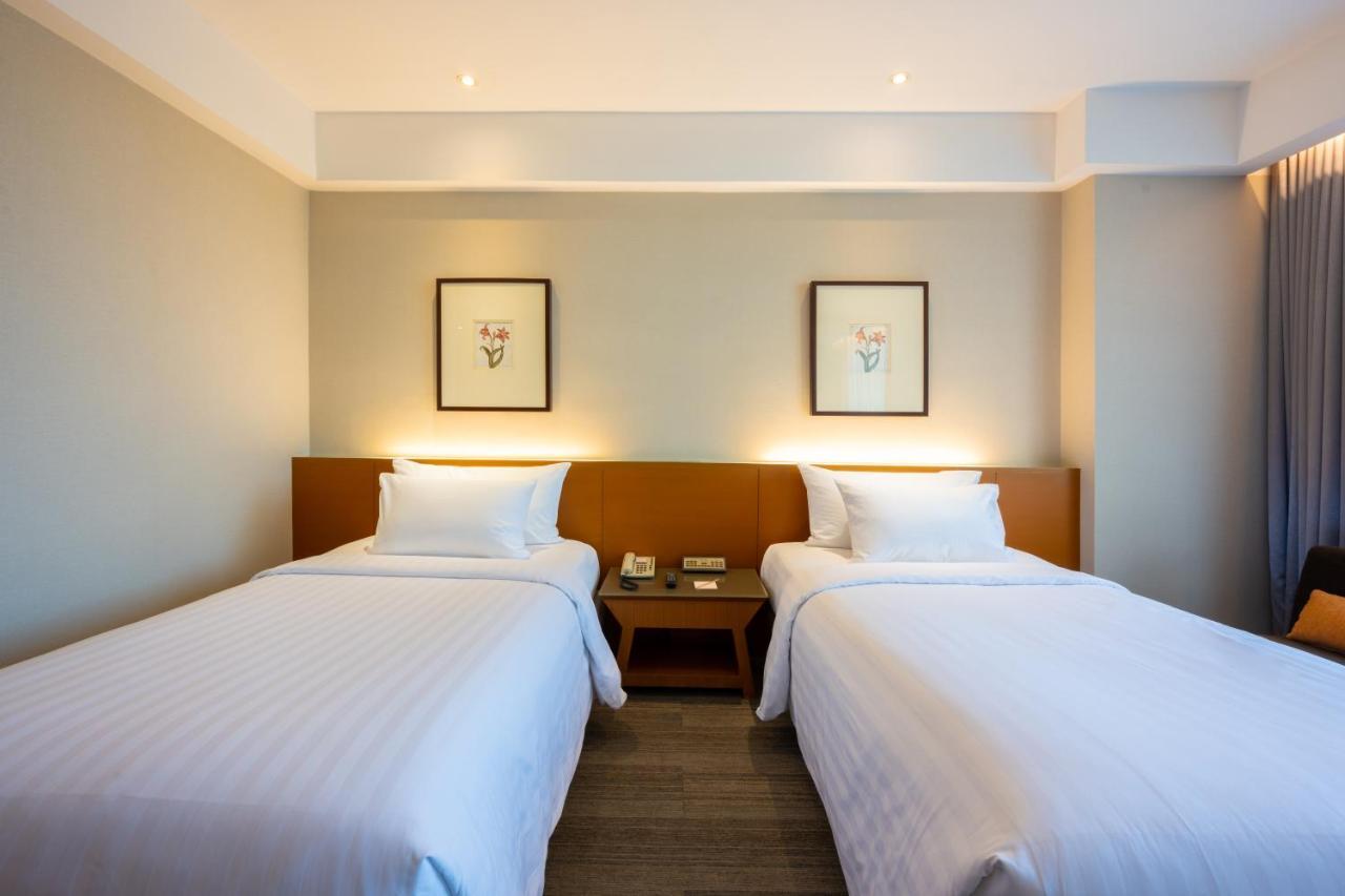 Grand Richmond Stylish Convention Hotel Nonthaburi Esterno foto