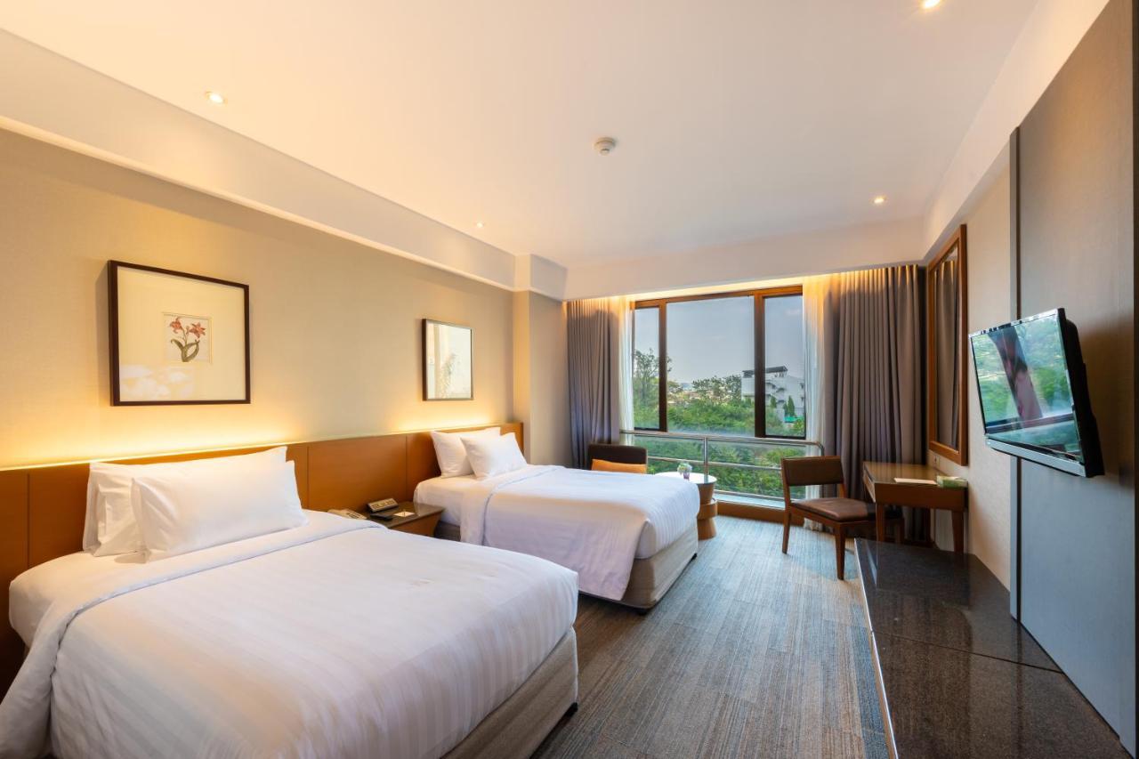 Grand Richmond Stylish Convention Hotel Nonthaburi Esterno foto